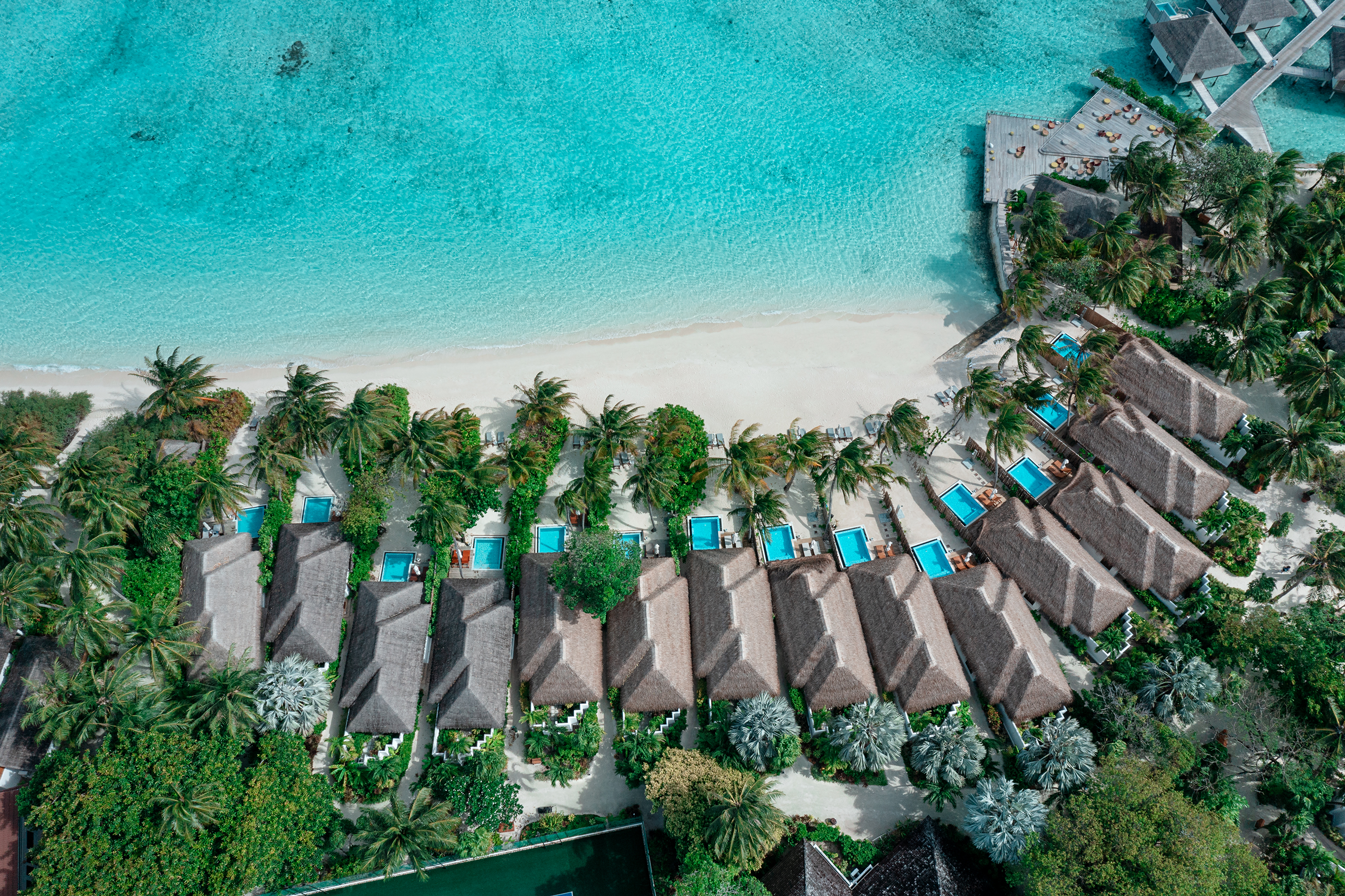 Velassaru, Universal Resorts
